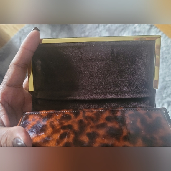 Tory Burch Sunglass Case Holder - Picture 3 of 6